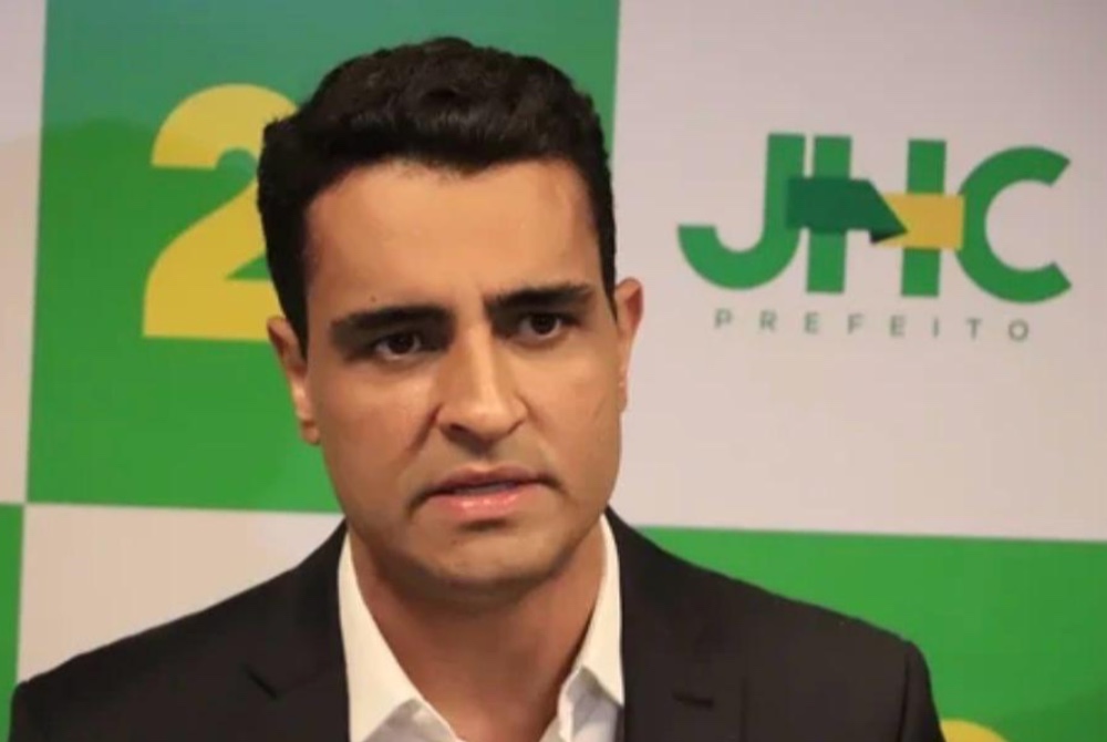 PF avan�a sobre investimentos no Banco Master e sil�ncio de JHC amplia press�o sobre caso do Iprev