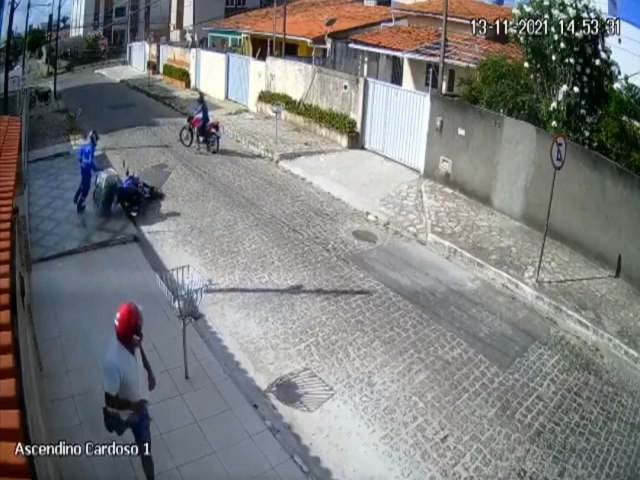 VENDEDOR AMBULANTE SOFRE TENTATIVA DE ASSALTO EM JOO PESSOA 