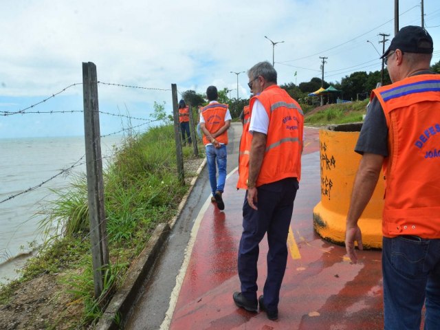 Defesa Civil aponta necessidade de alterar ciclovia em vistoria  Barreira do Cabo Branco