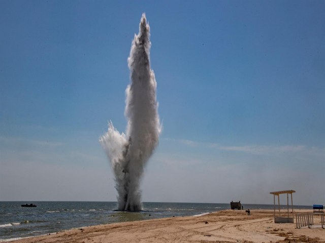 Nova exploso atinge bases russas e central de energia na Crimeia