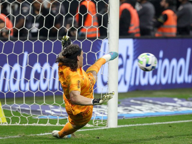 Em grande jogo, Corinthians vence Amrica-MG nos pnaltis e vai  semifinal da Copa do Brasil