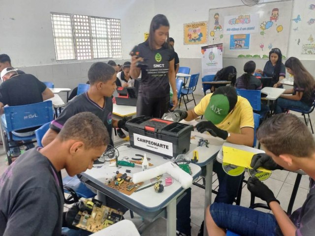 Caravana leva oficinas e palestras para o municpio de Alhandra nesta tera-feira