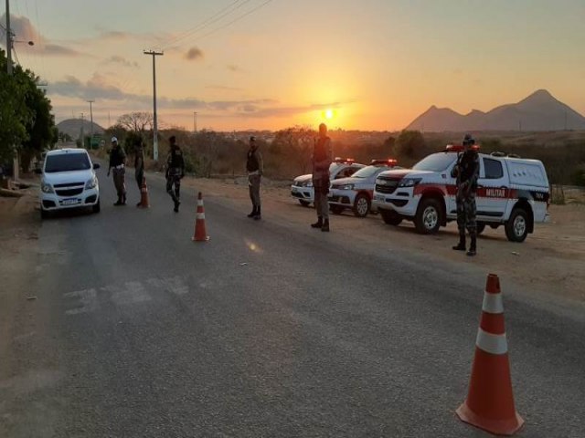 Aps confronto com acusados de roubo, Polcia Militar apreende duas armas de fogo em So Bento