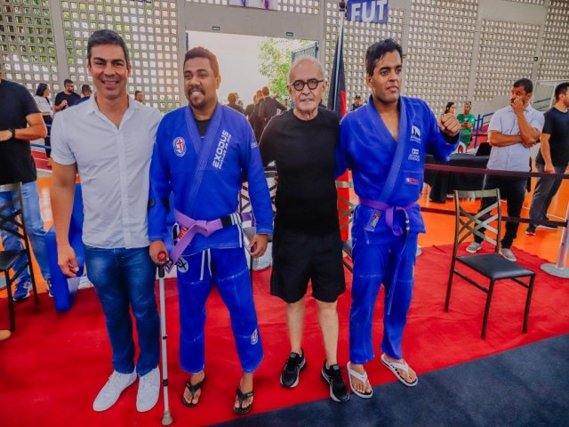 Ccero Lucena premia atletas no AJP Tour de Jiu-jitsu e destaca Joo Pessoa como referncia na modalidade e em prticas saudveis