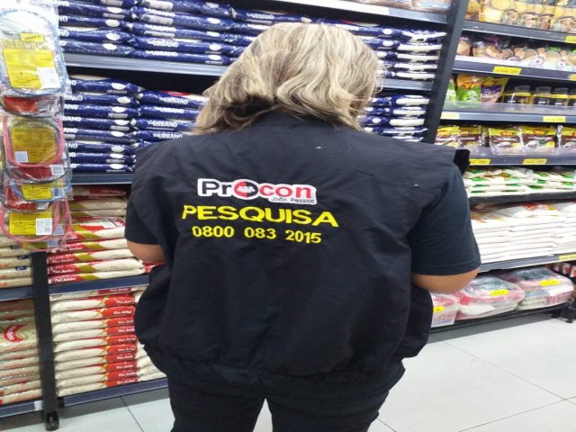 Pesquisa do Procon-JP nos supermercados da Capital registra diferena de R$ 14,79 no preo do leite em p