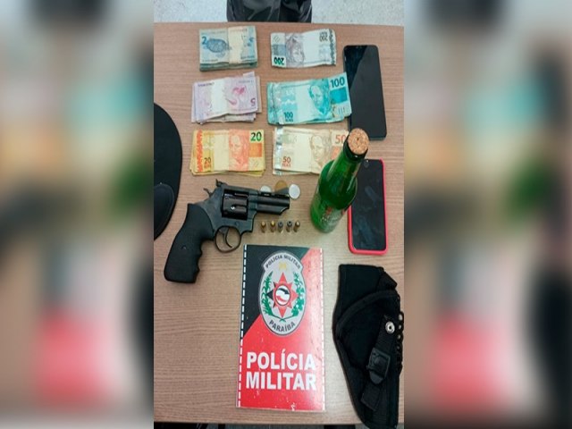 Com auxlio de cmeras do CICC, trio  preso com arma e drogas perto de bar de Campina Grande