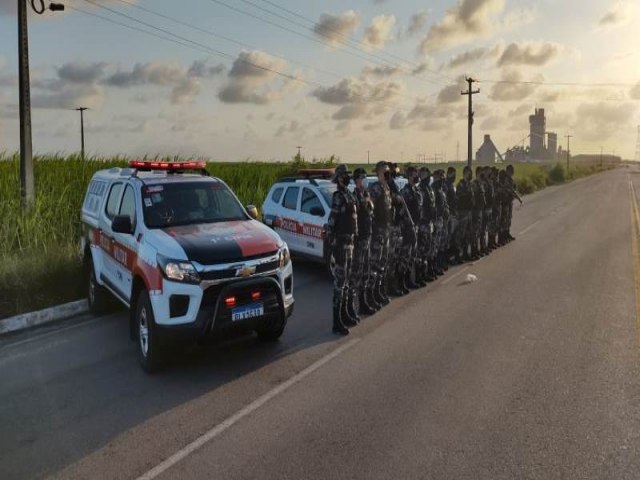 Polcia Militar frustra roubo, prende acusado e recupera vrios celulares no litoral sul