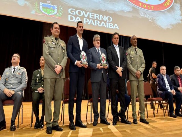 Governador Joo Azevdo prestigia aula inaugural de concursados da Polcia Militar e Corpo de Bombeiros e entrega equipamentos para as Foras de Segurana