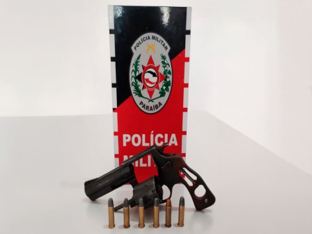 Polcia Militar prende homem por porte ilegal de armas em Coremas