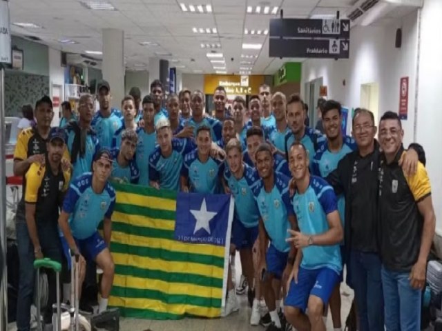 Tiradentes e Picos chega à SP para disputa da Copa São Paulo Futebol de Júnior