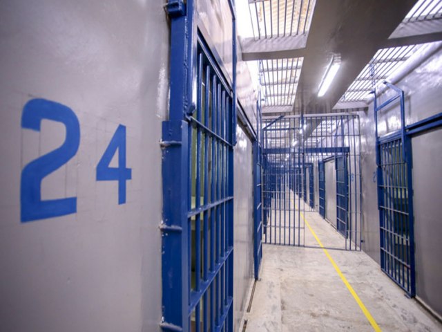 Quebrando cadeados, 17 presos fogem de penitenciária em Bom Jesus e podem reforçar “guerra” do tráfico