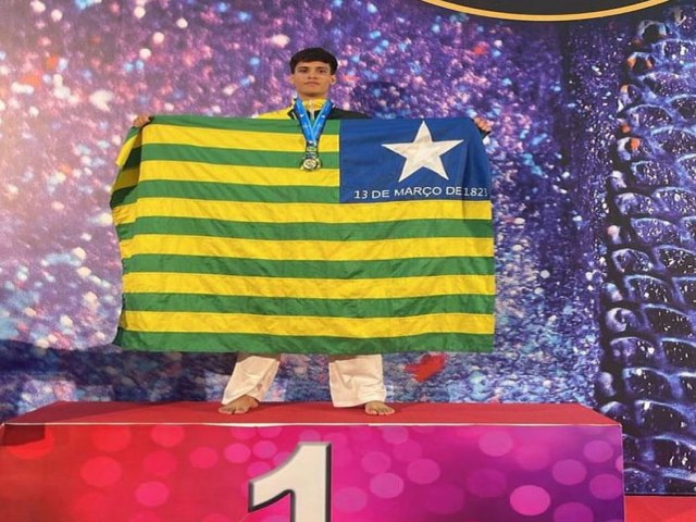 Picoenses conquistam ouro e prata em Campeonato Mundial de Karat na Europa