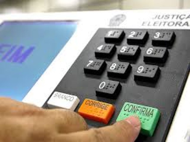 Eleies 2024: primeira semana de abril  decisiva para mudana de partido e domiclio eleitoral