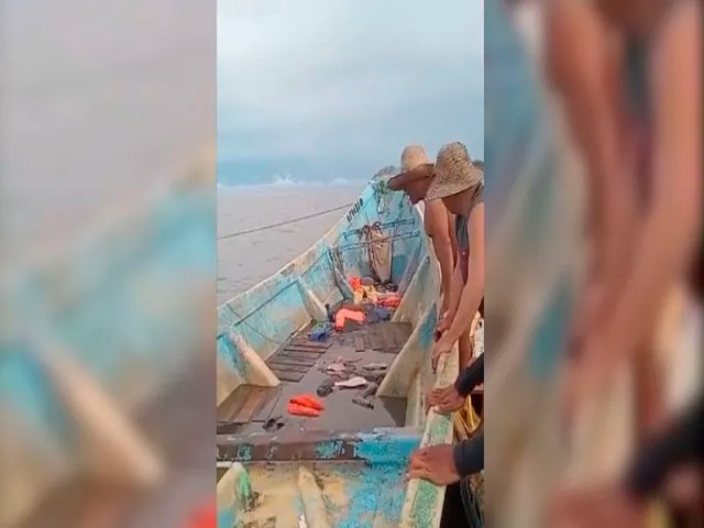 Pescadores encontram barco  deriva com pelo menos 20 corpos no Par