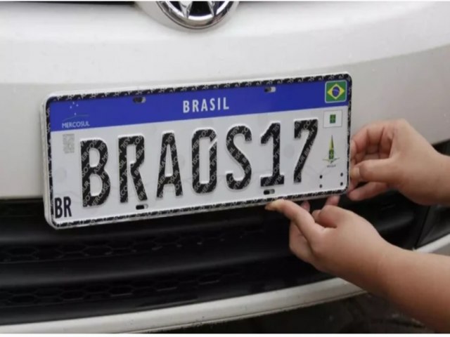 Prepare Sua Carteira Para Trocar A Placa Do Carro De Novo, Agora Vai Ter Nome Da Cidade