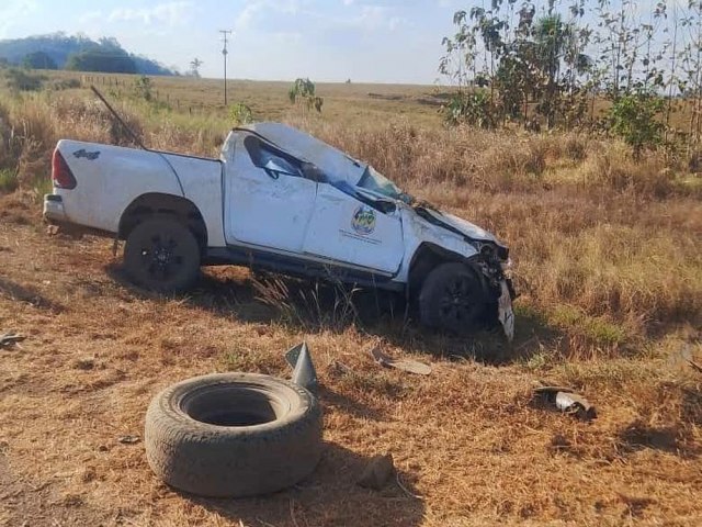 Acidente envolvendo carro da Prefeitura de Ji-Paran, RO, deixa sete pessoas feridas na BR-364