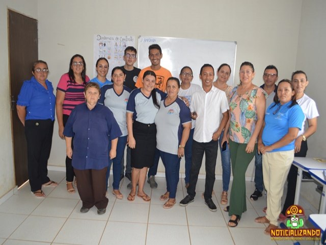 Projeto da jornada da astronomia  apresentado em duas escolas do municpio