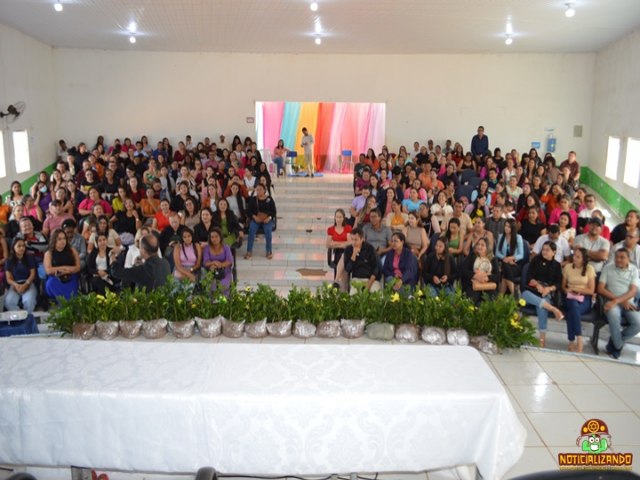 Educao de Santa Filomena realiza abertura do 2 semestre letivo com palestra com Ricardo Cantarelli