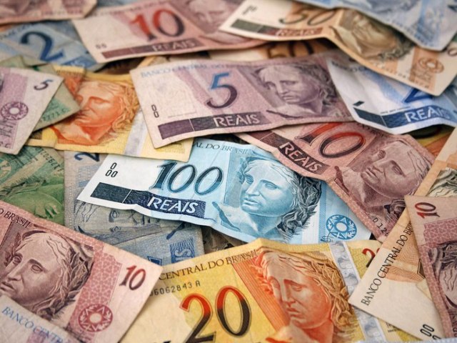 Brasileiros ainda no sacaram R$ 7,51 bilhes de valores a receber